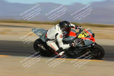 media/Feb-26-2023-CVMA (Sun) [[c890c6e7db]]/Race 17 Amateur Supersport Middleweight/